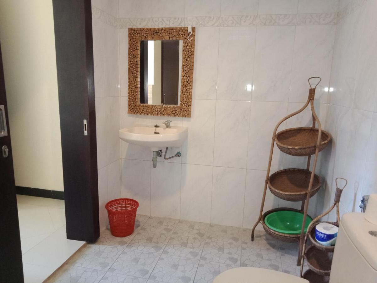 Rika Sanur Homestay Zewnętrze zdjęcie