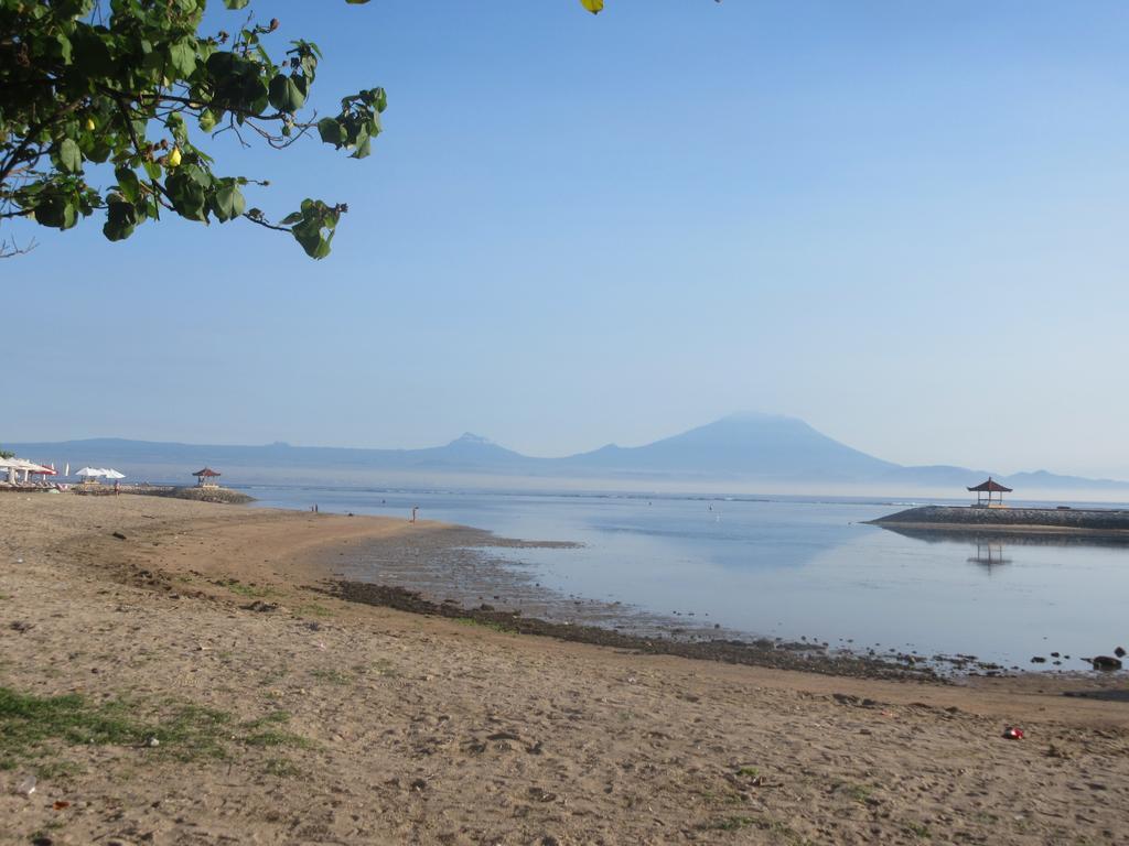 Rika Sanur Homestay Zewnętrze zdjęcie