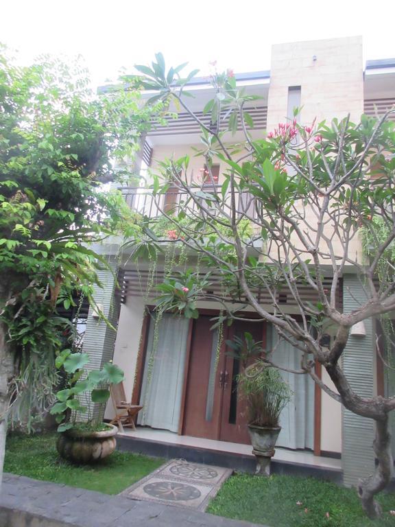 Rika Sanur Homestay Zewnętrze zdjęcie